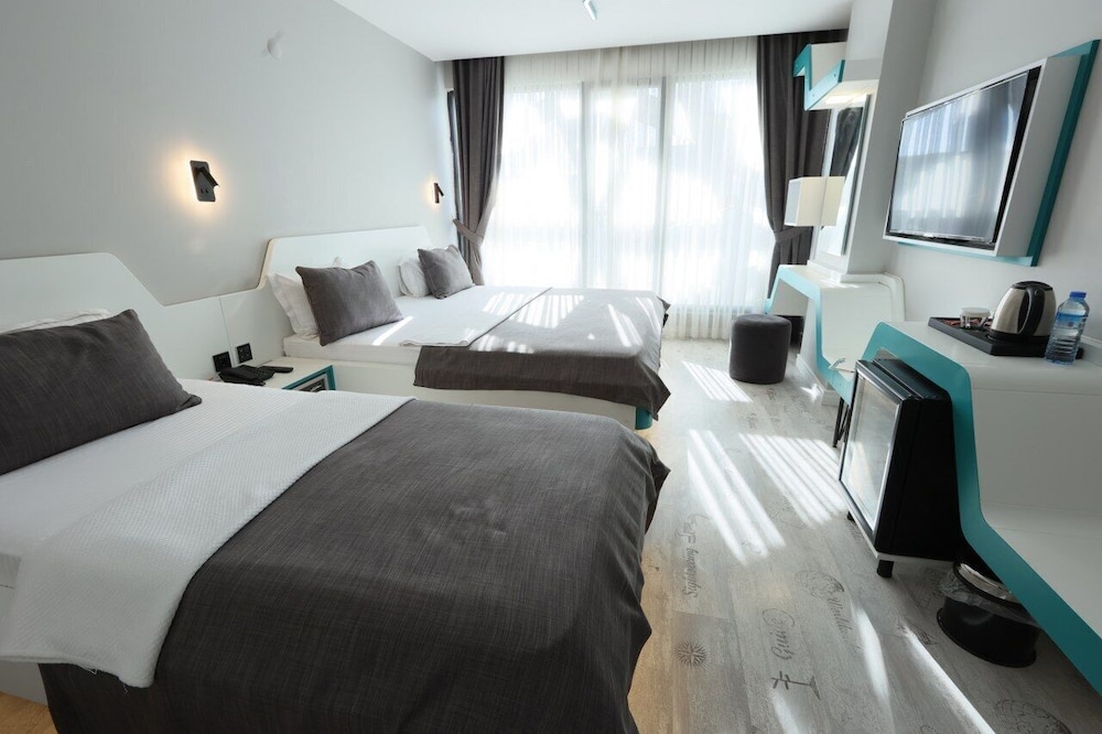 Midis Otel 15/50