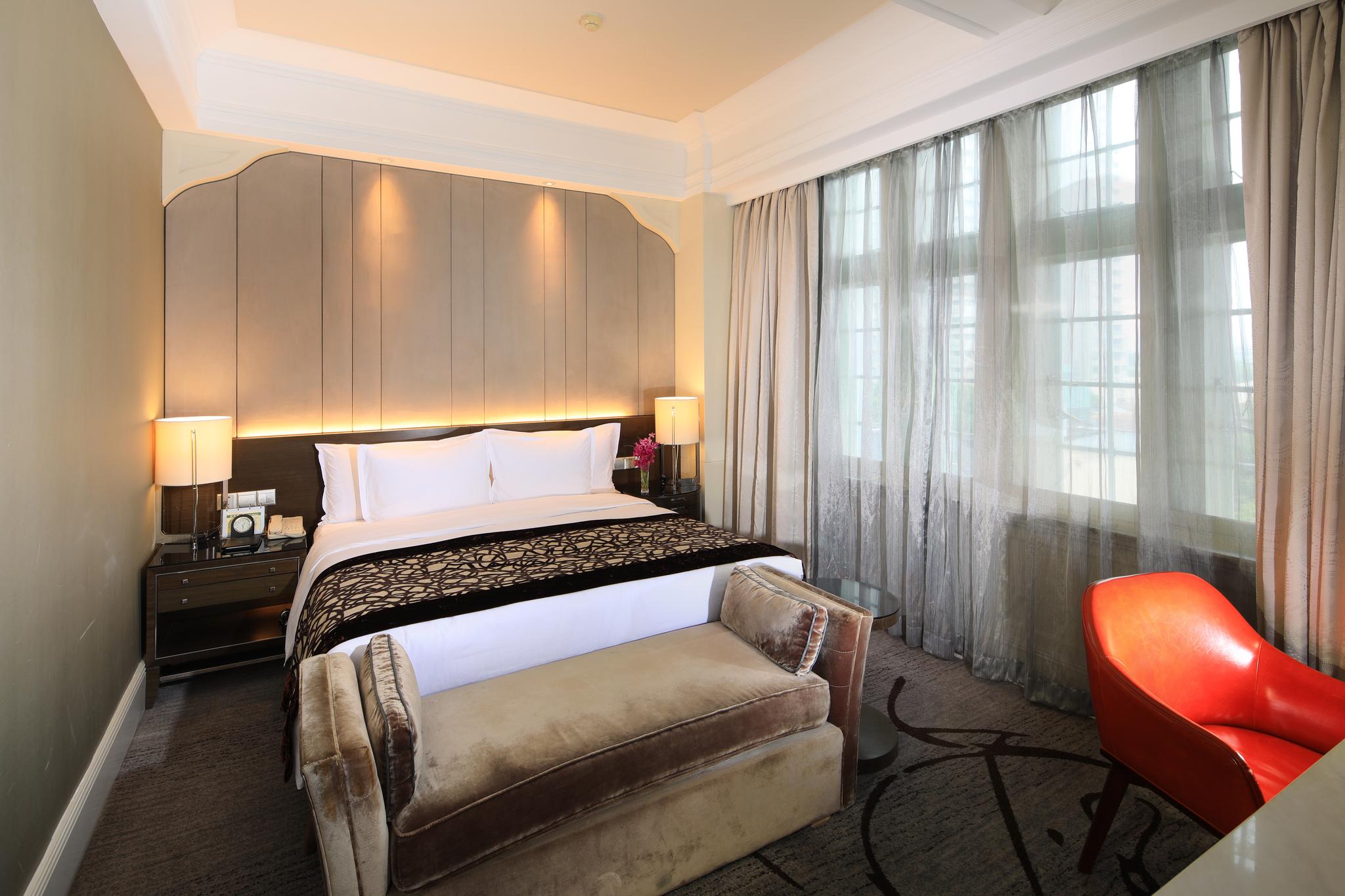 Deluxe, King Bed, Cathay Building