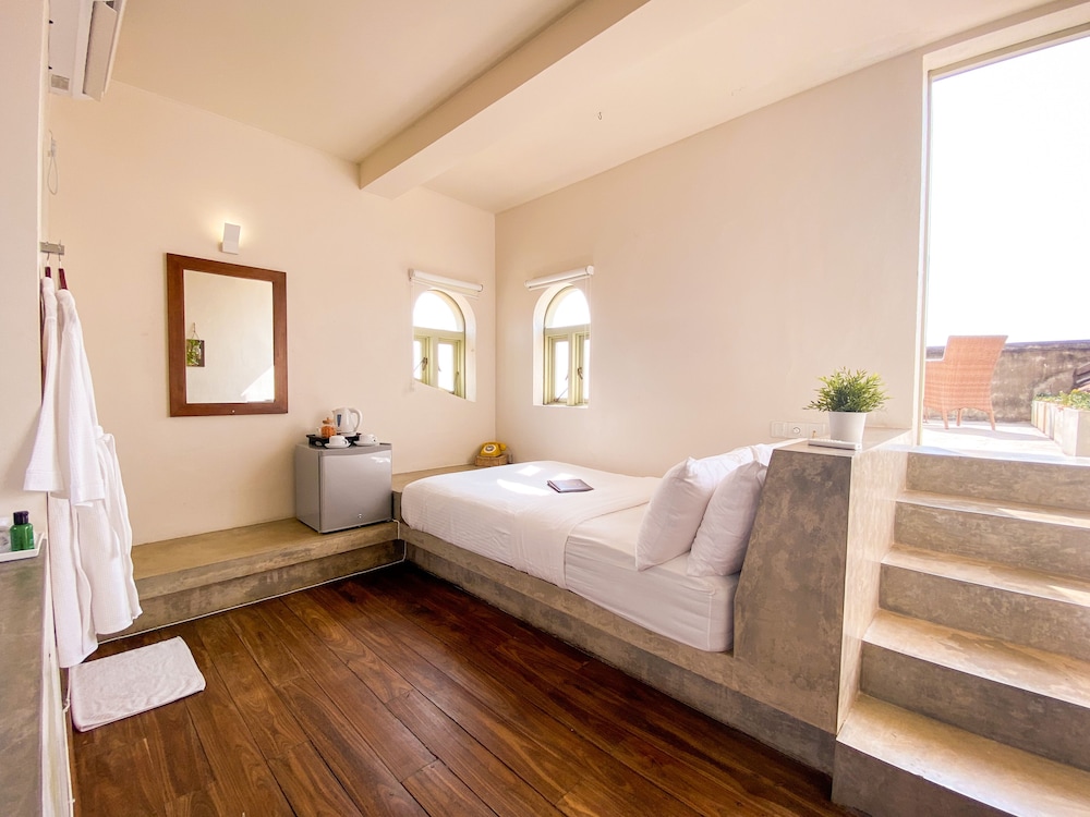 PANORAMIC, DOUBLE BED, OCEAN VIEW, TERRACE