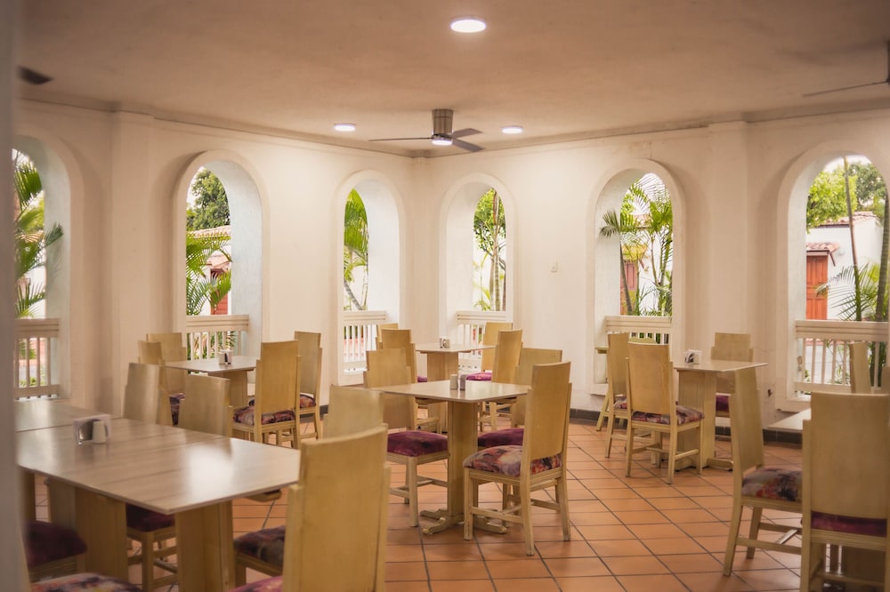 Hotel Faranda Bolivar Cucuta, A Member Of Radisson Individuals 49/71