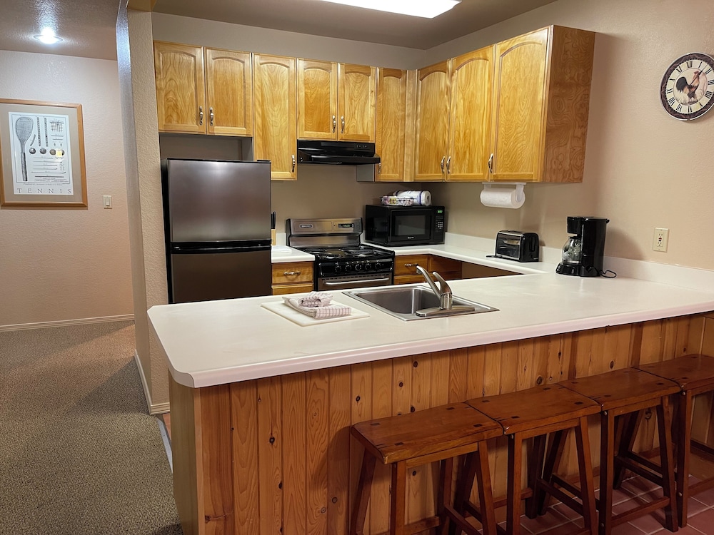 Mount Shasta Resort 50/63