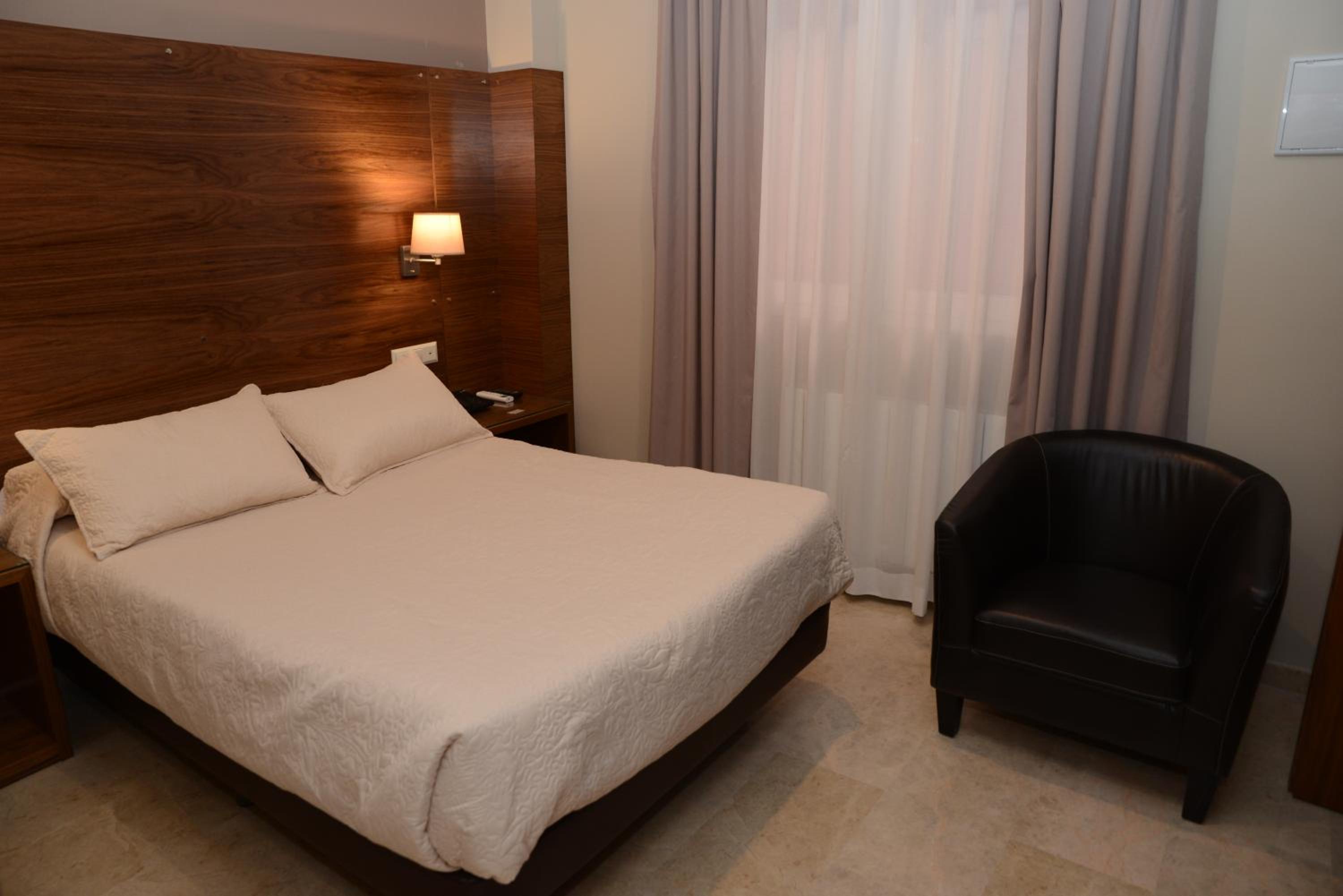 Hotel Escudero 26/58
