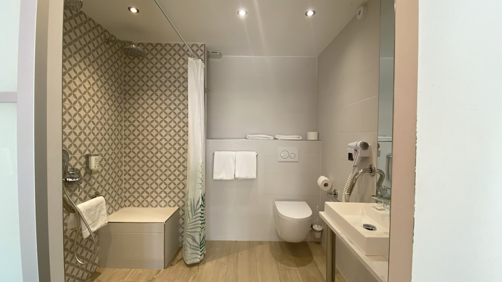 Pamela Hotel Cassis 74/75
