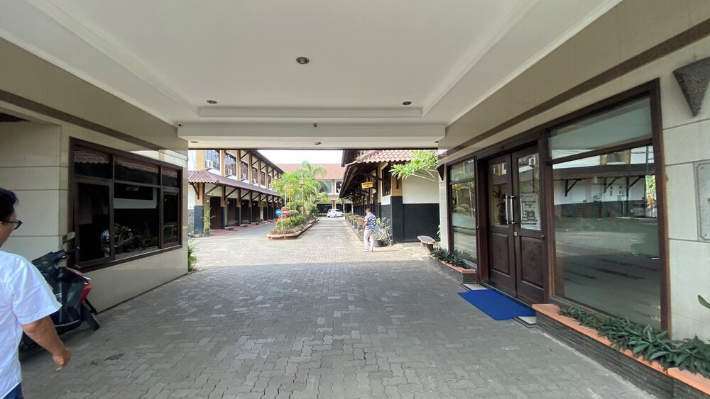 Collection O Pekalongan Near Pasar Batik Setono Formerly Hotel Jayadipa 38/46