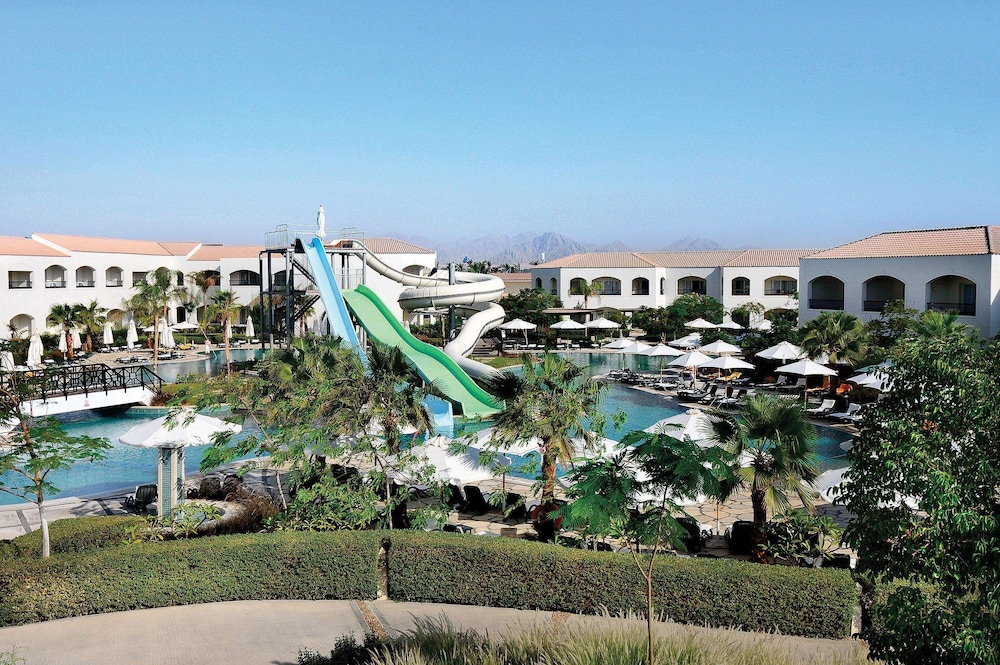 Reef Oasis Blue Bay Resort and Spa 39/48