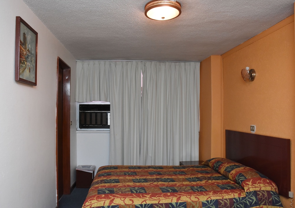 Maria Victoria Hotel 35/71