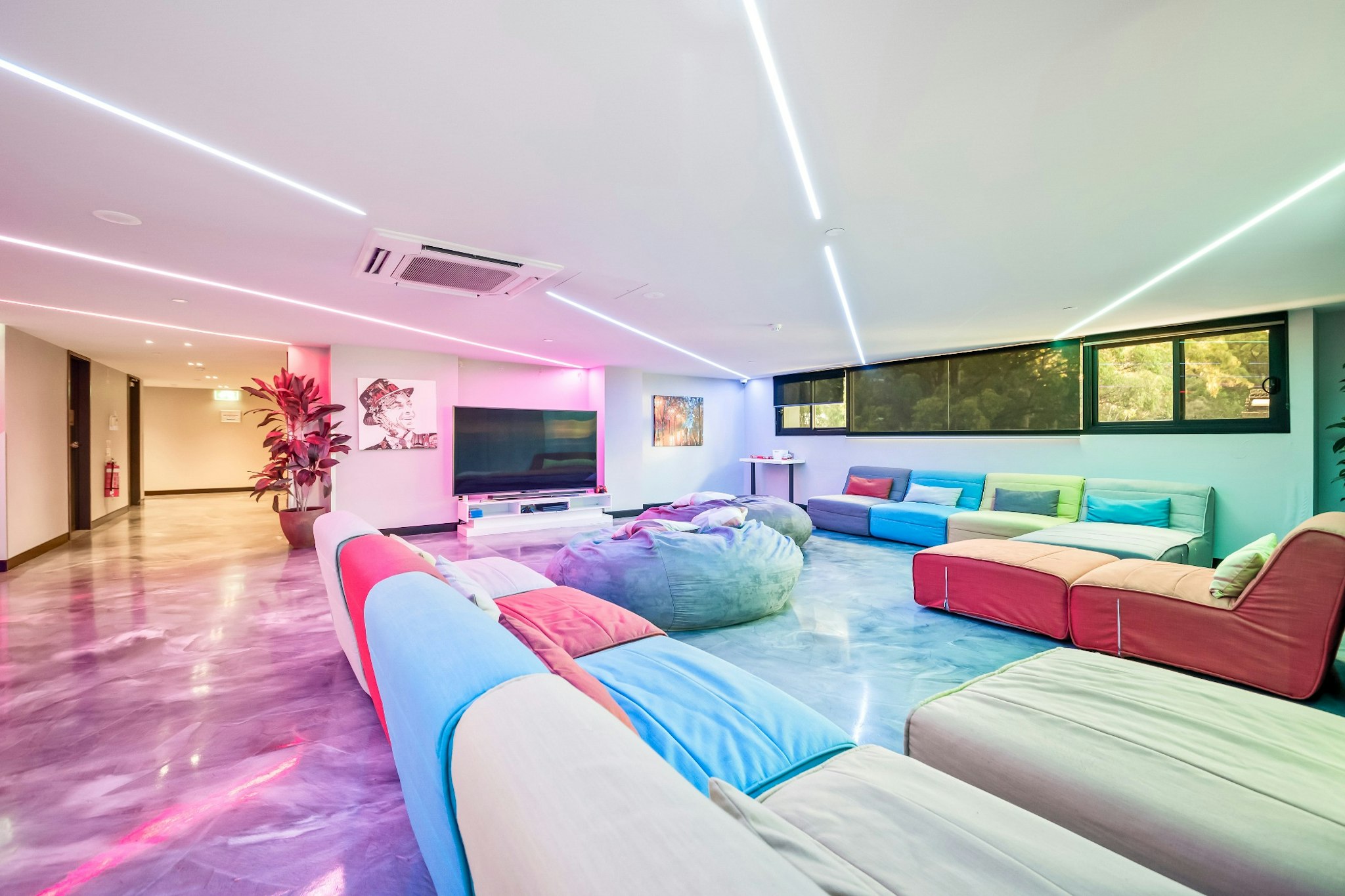 Studio 8 Residences - Adults Only 24/35