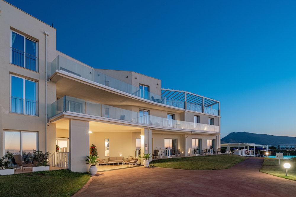 Bellevue Sardinia Resort Affiliated by Melia 4/58