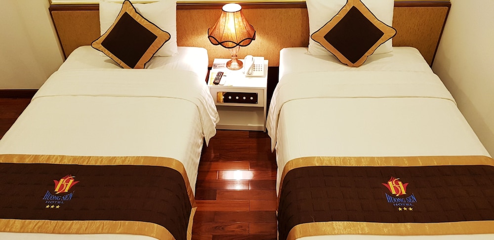 Huong Sen Annex Hotel 51/68