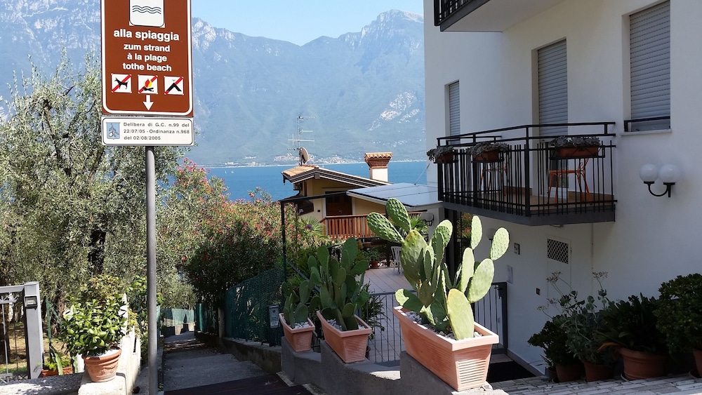 Hotel Augusta Garni 11/63