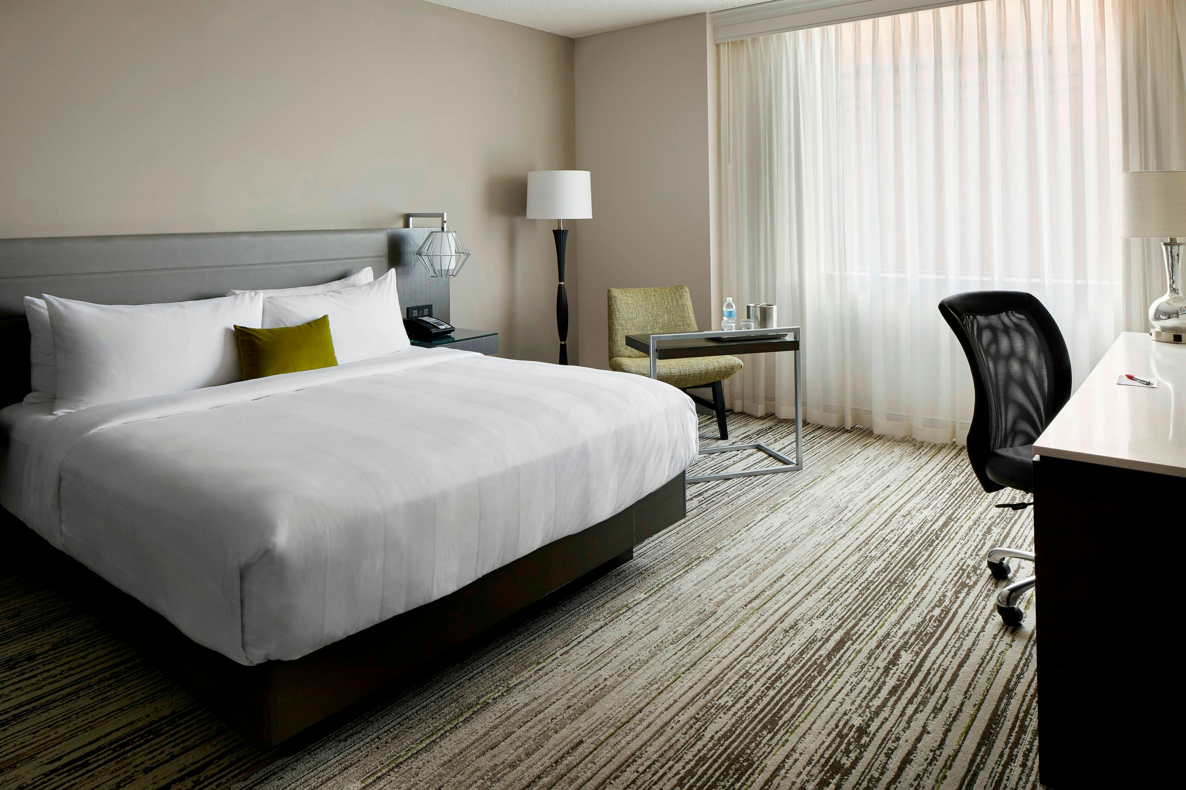 Room, King Bed