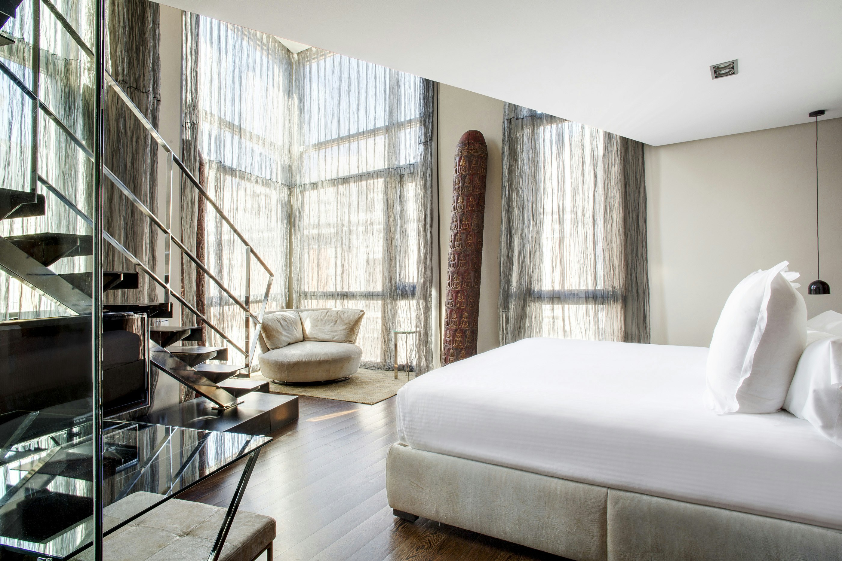 Loft, Suite
