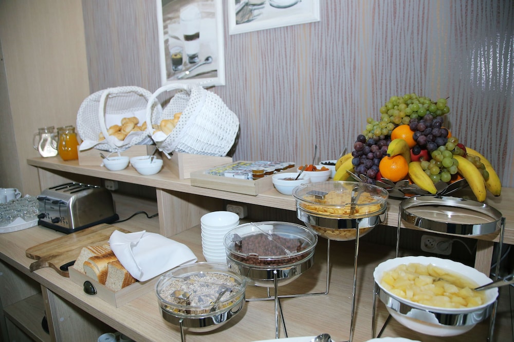 PRESTIGE BOUTIQUE HOTEL CRAIOVA 58/65