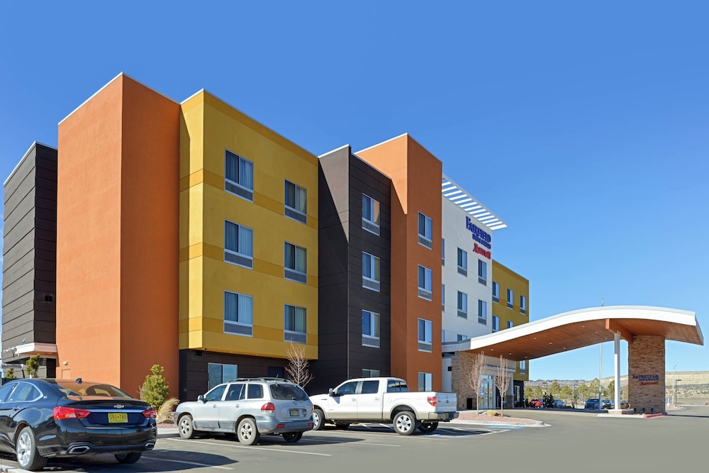 Fairfield Inn & Suites by Marriott Gallup 43/47