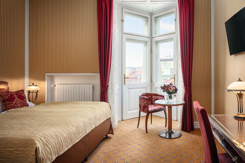 Hotel Paris Prague 13/50