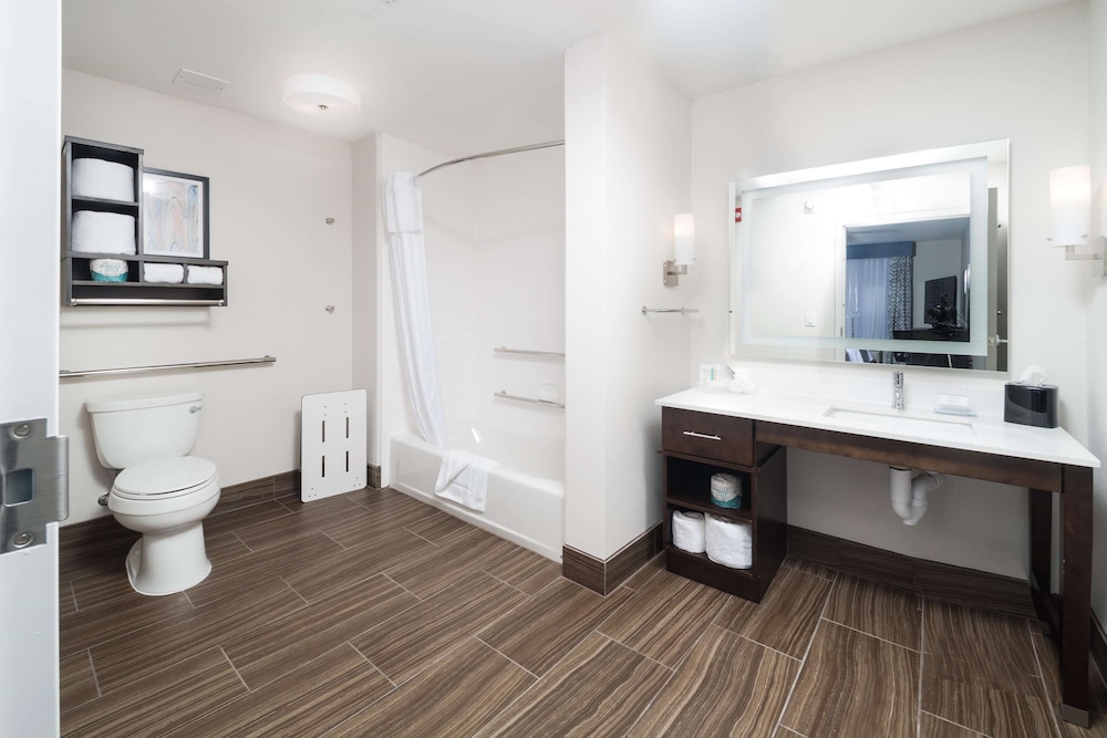 Homewood Suites By Hilton Tulsa Catoosa 16/56
