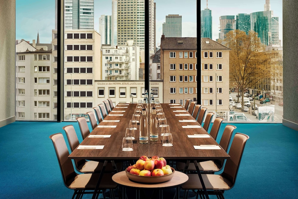 NH Collection Frankfurt Spin Tower 35/50