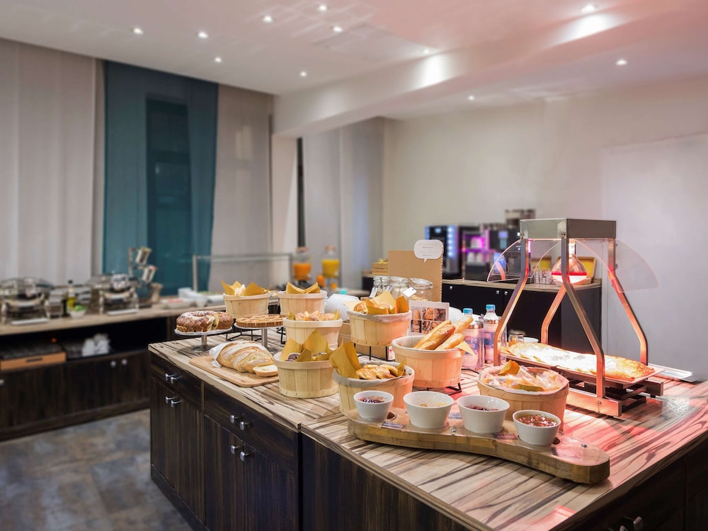 Mercure Roma Piazza Bologna 63/76