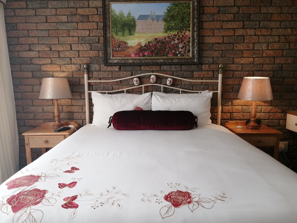 Amzee Bokmakierie Guest House 28/72