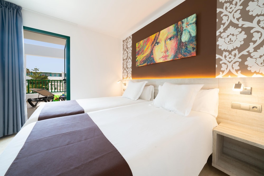 Galeon Playa Apartments 30/78