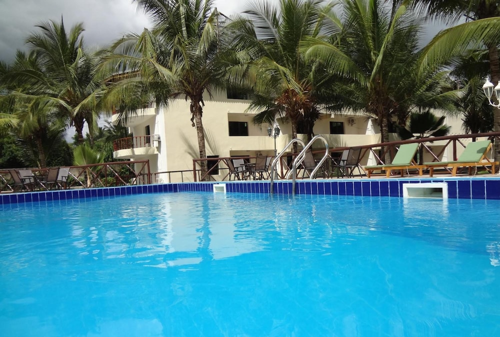 Oceanic Bay Hotel and Resort 6/43