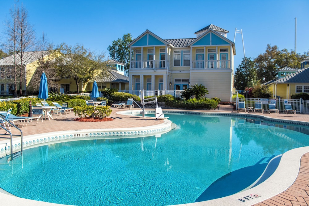 Barefoot N Resort 6/50