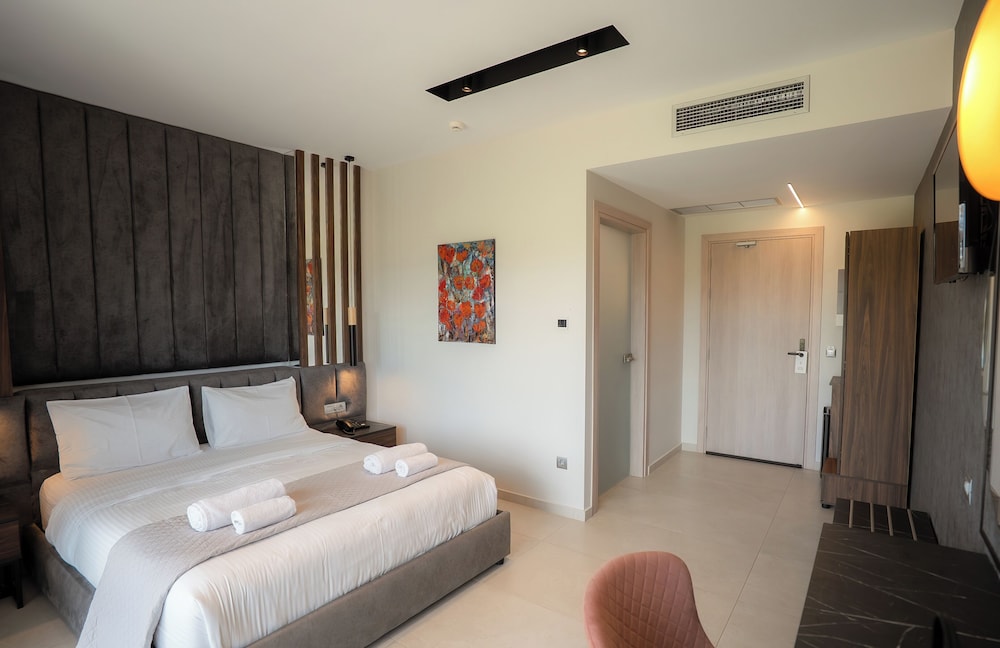 Mirabilis Boutique Hotel 14/60