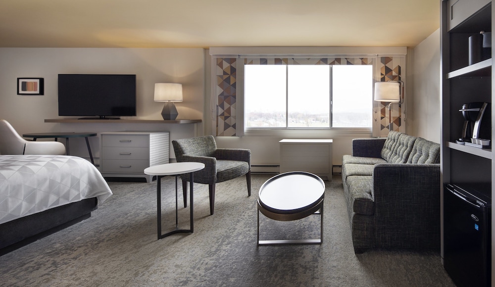 Holiday Inn Montreal Longueuil 43/79