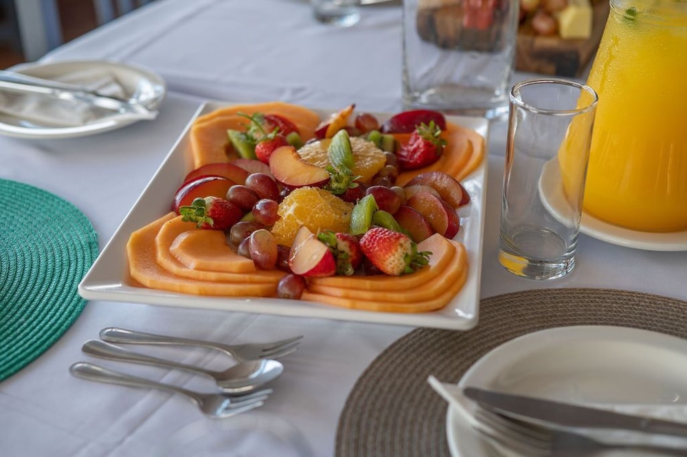 Madison Manor Boutique Hotel 55/72