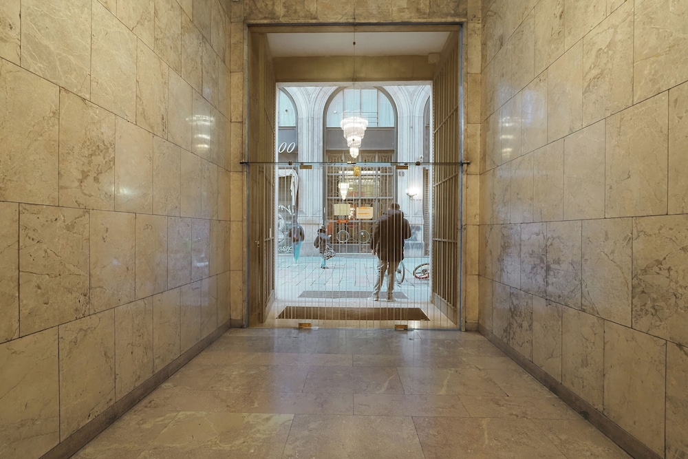 Brera Apartments In Duomo. 15/32