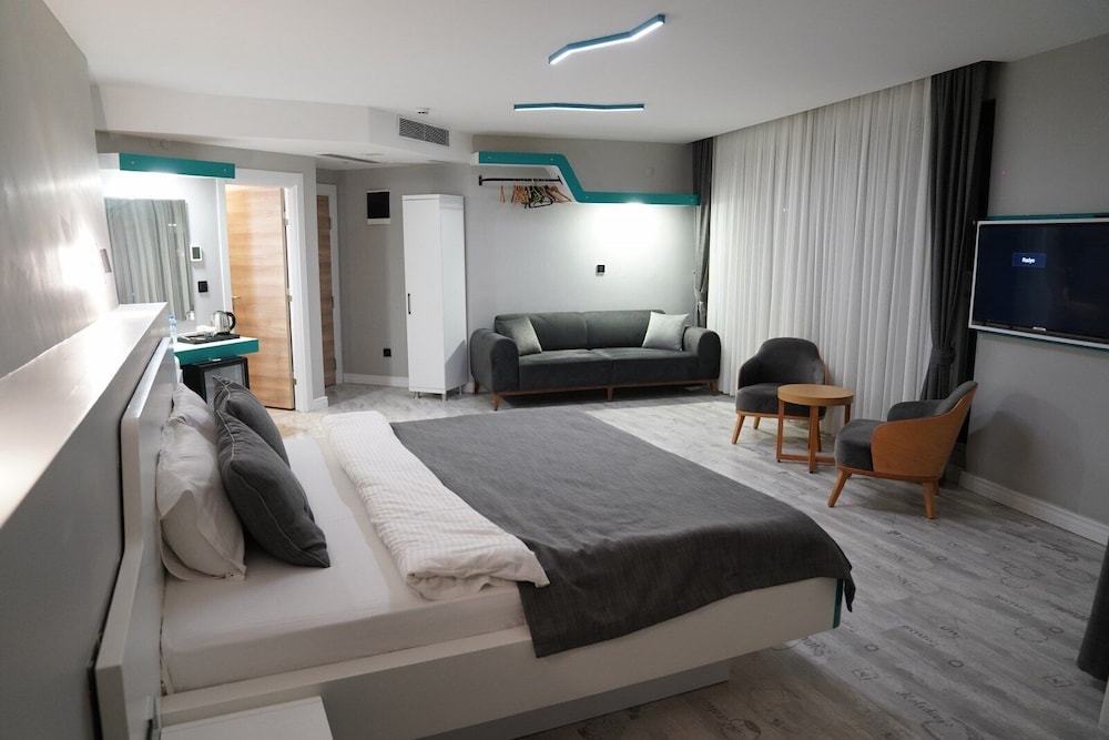 Midis Otel 9/50