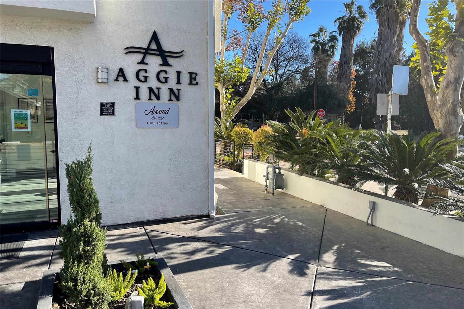 Aggie Inn, an Ascend Collection Hotel 16/18