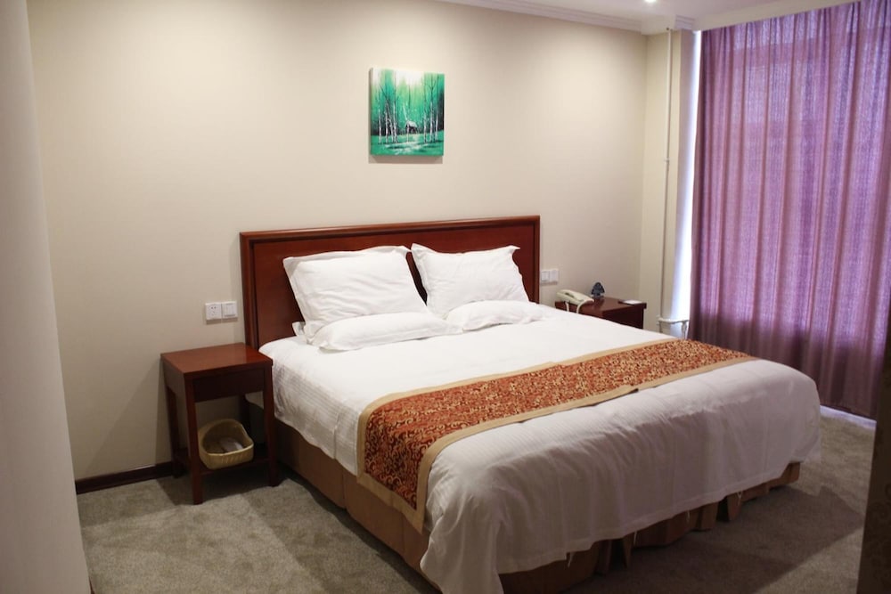 GREENTREE INN ZHEJIANG NINGBO EAST BUS STATION EXPRESS HOTEL 11/30