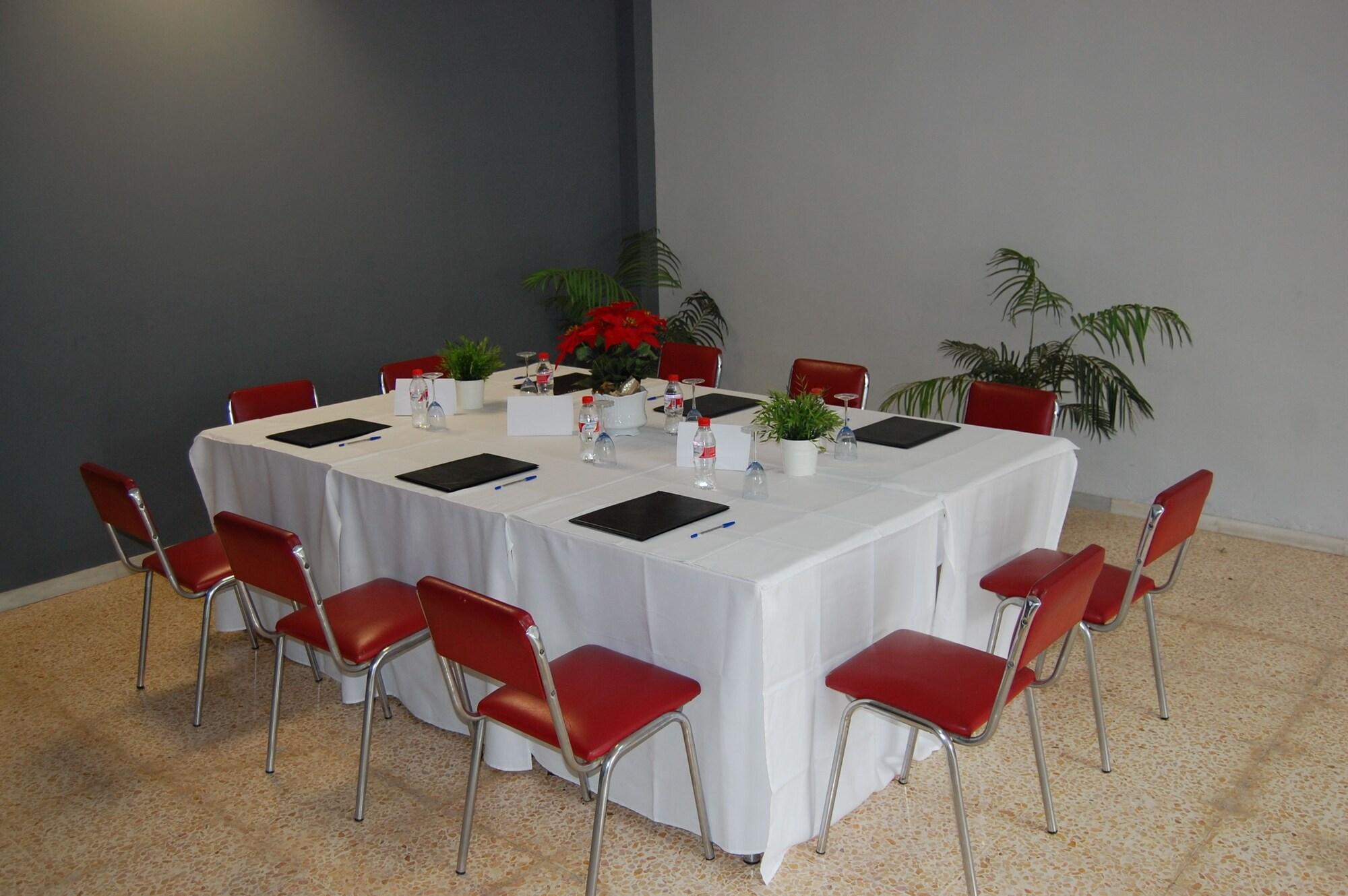 Hostal Juan De Austria 36/50