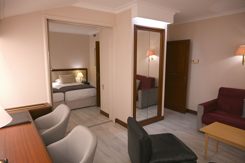 Le Rempart Hotel 12/30
