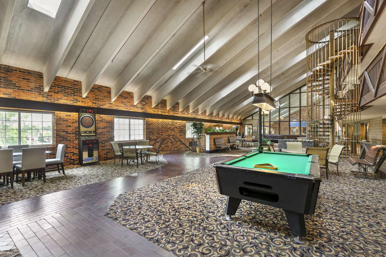 Best Western Plus Longbranch Hotel and Convention Center 4/25