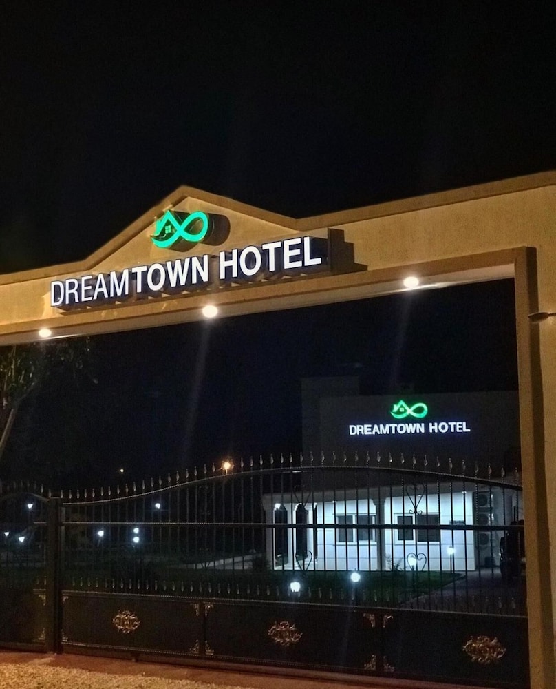 Dream Town Hotel Restaurant