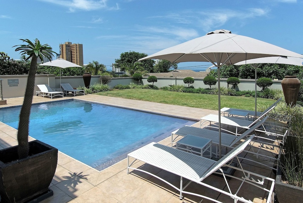 Ushaka Manor Guest House 30/37