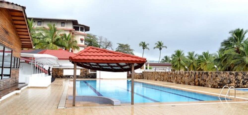 The Cape Hotel 20/50