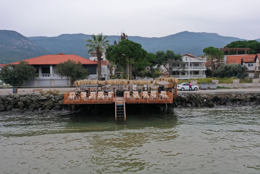 Medos hotel 47/56