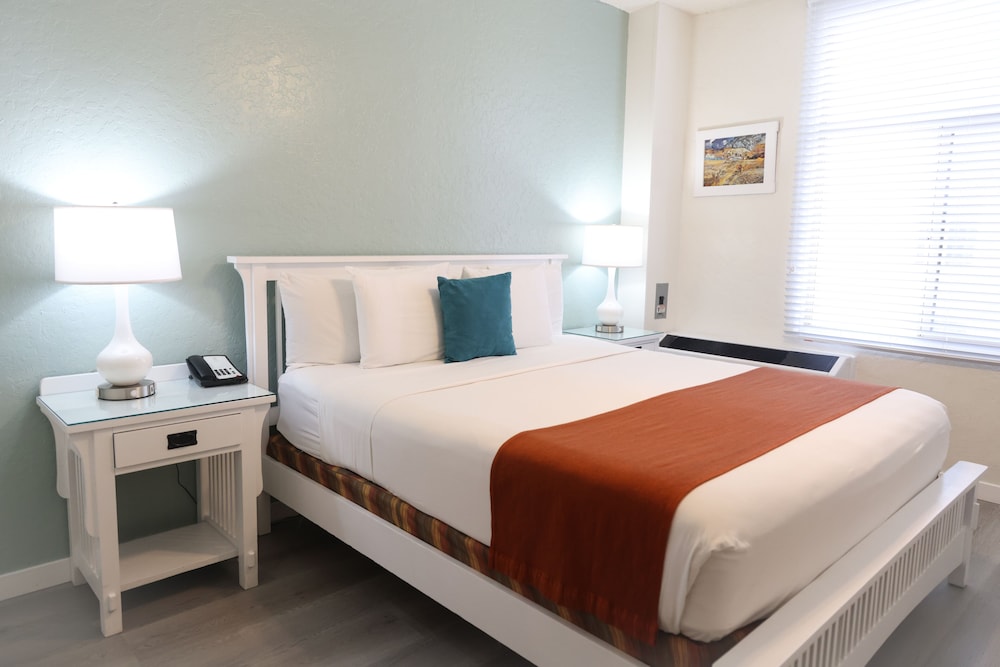 Hotel Carmel Santa Monica Hotel 26/52