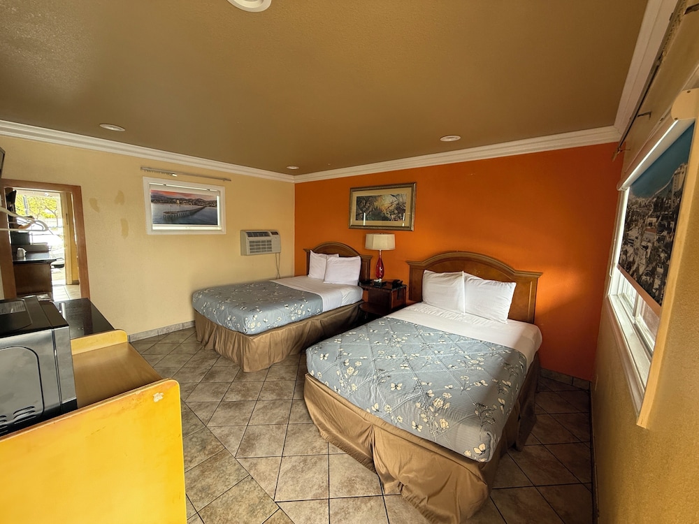 Bayshore Inn 19/44