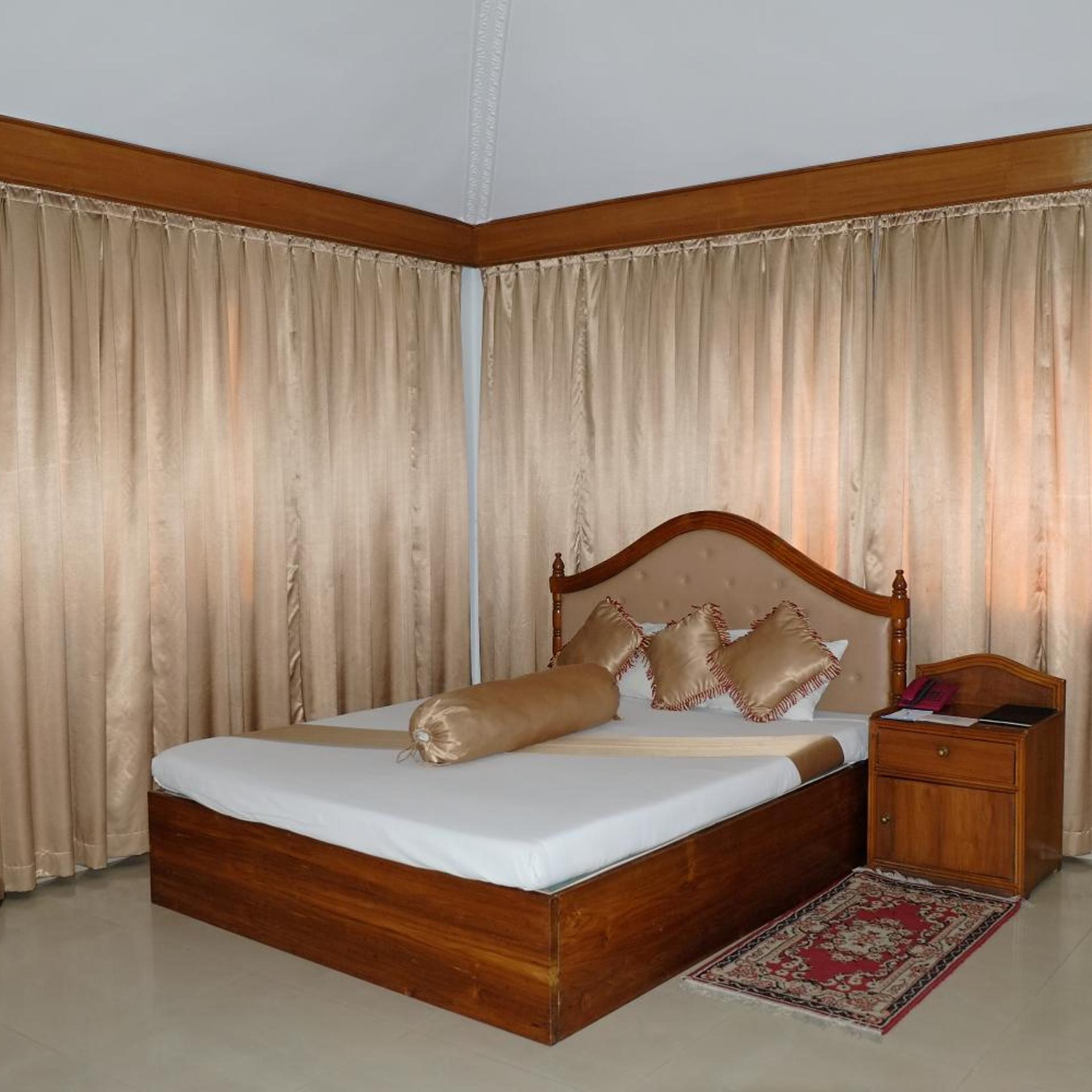 Hotel Saint Martin Ltd. 14/33