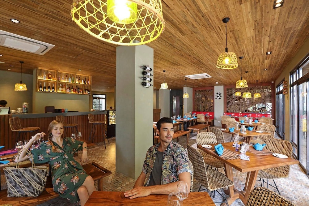 Lagun Hotel 50/60