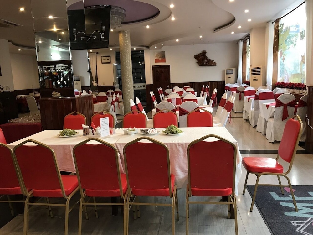 Hong Ngoc Hotel 24/32