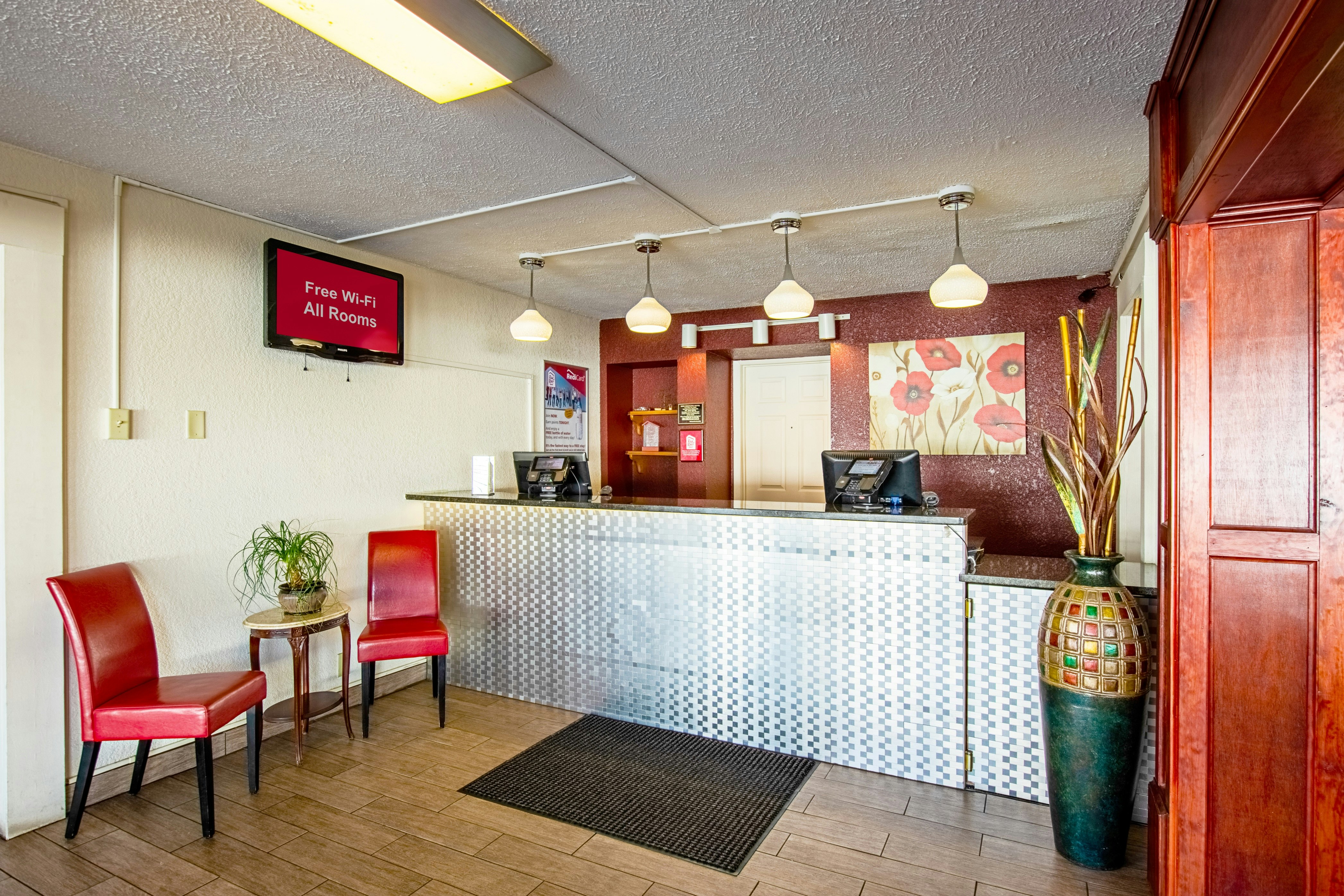 Red Roof Inn & Suites Battle Creek 8/38