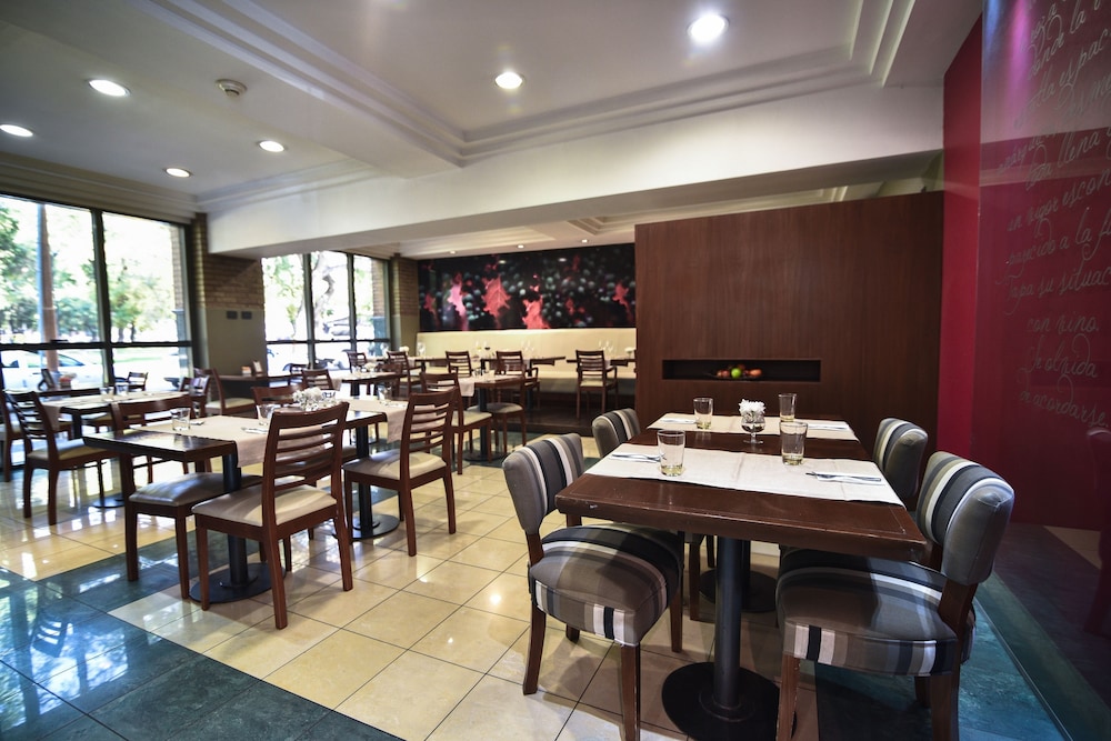 Portal Plaza Suites 38/50