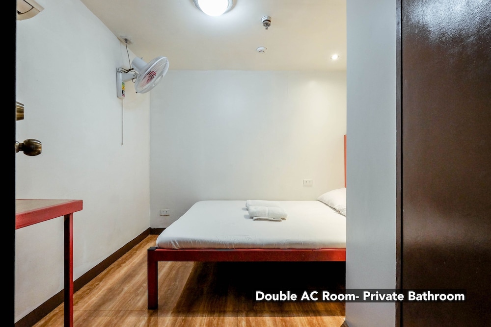 Stay Malate Hostel 17/59
