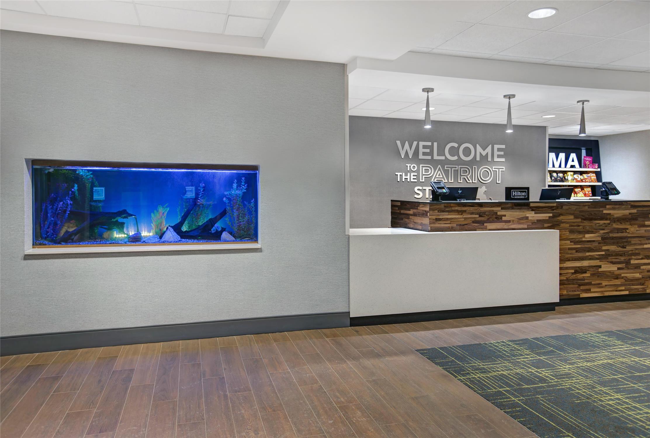 Hampton Inn Westfield 7/45