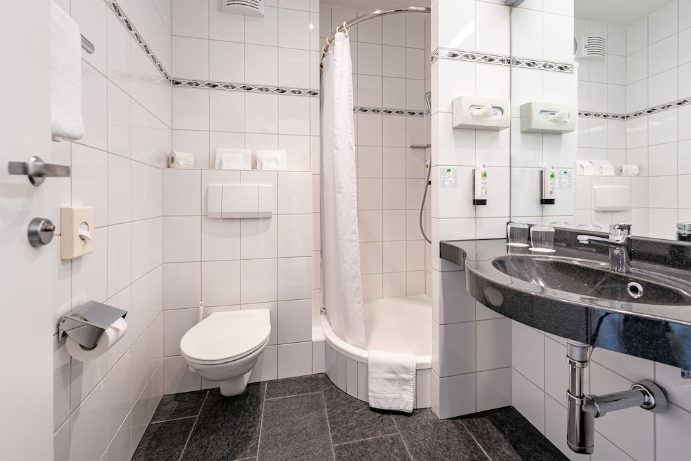 A1 Hotel Restaurant Grauholz AG 16/40